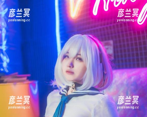 Hatori Sama的套装：翻开图包，一窥原图中的小心思。